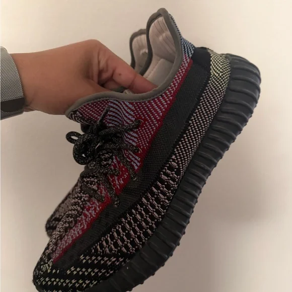 Yeezy Boost 350 V2 Yecheil